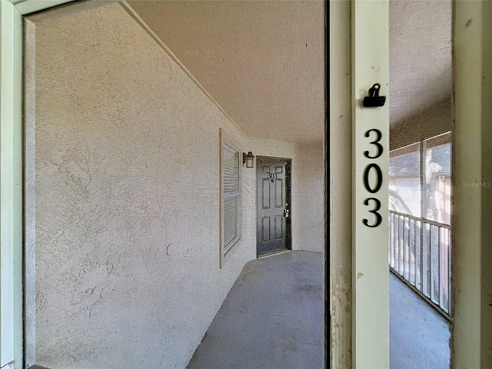 LANDING A CONDO - Residential