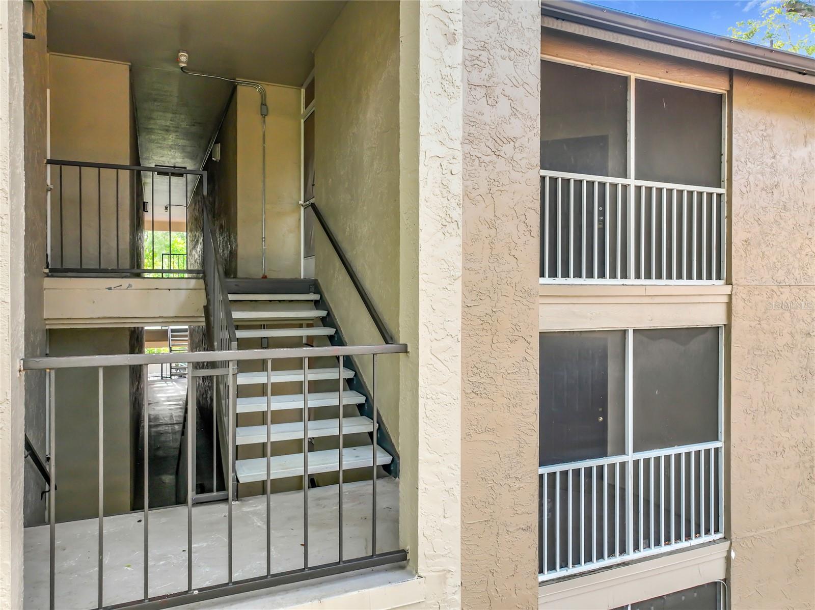 LANDING A CONDO - Residential