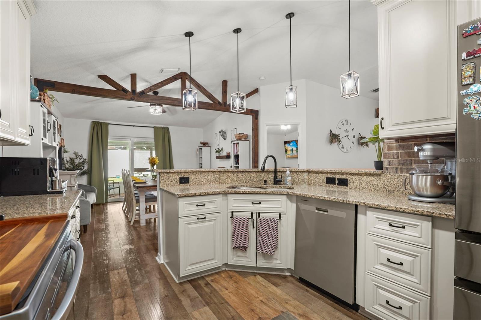 LAKEVIEW RESERVE 46/149 - Residential