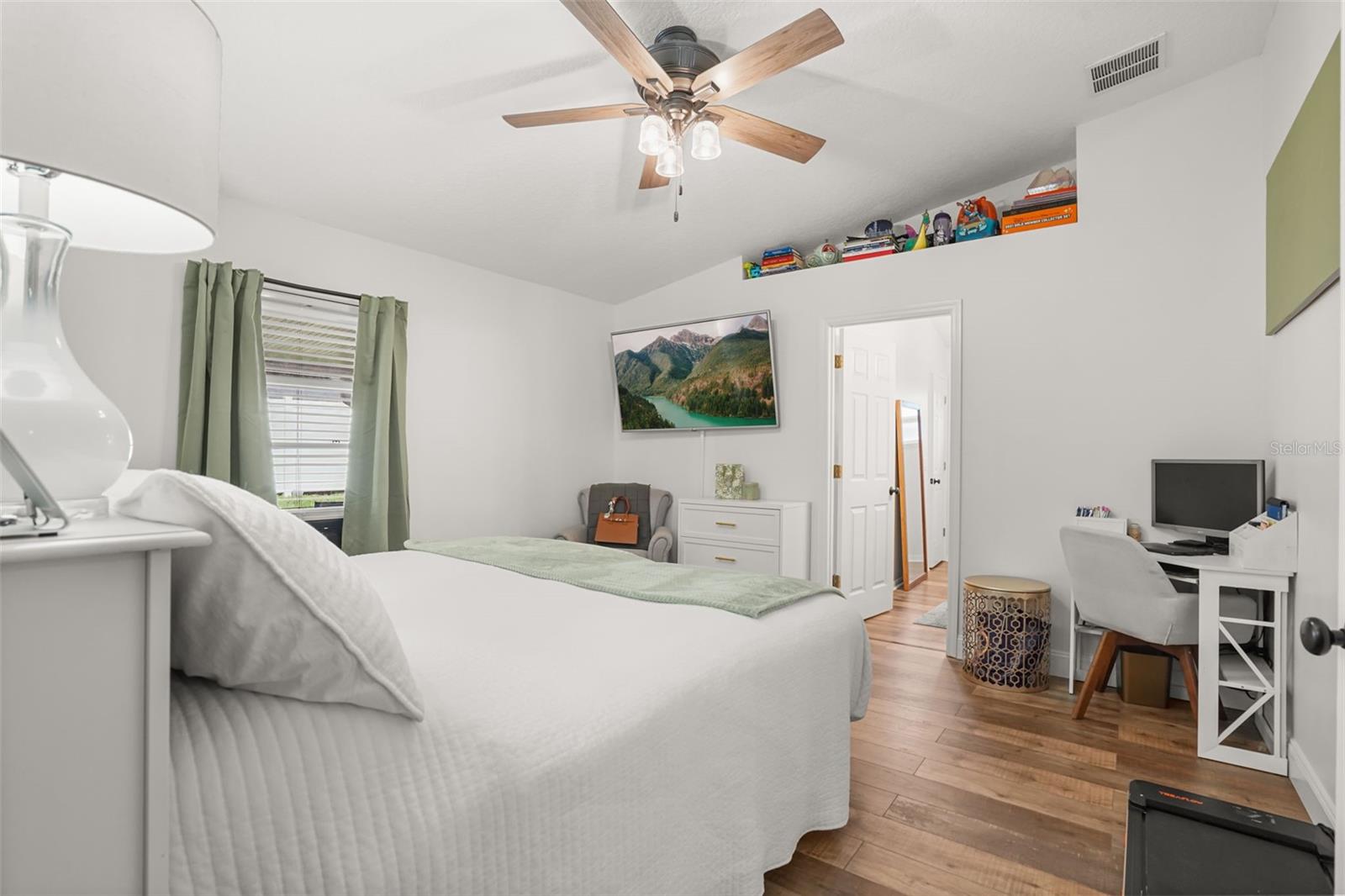 LAKEVIEW RESERVE 46/149 - Residential