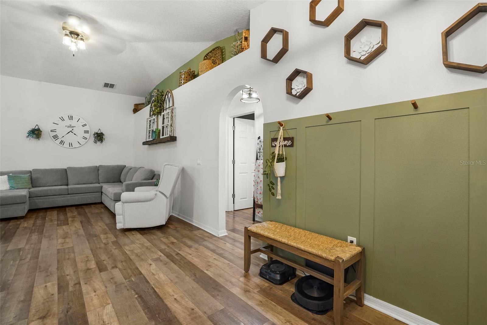 LAKEVIEW RESERVE 46/149 - Residential