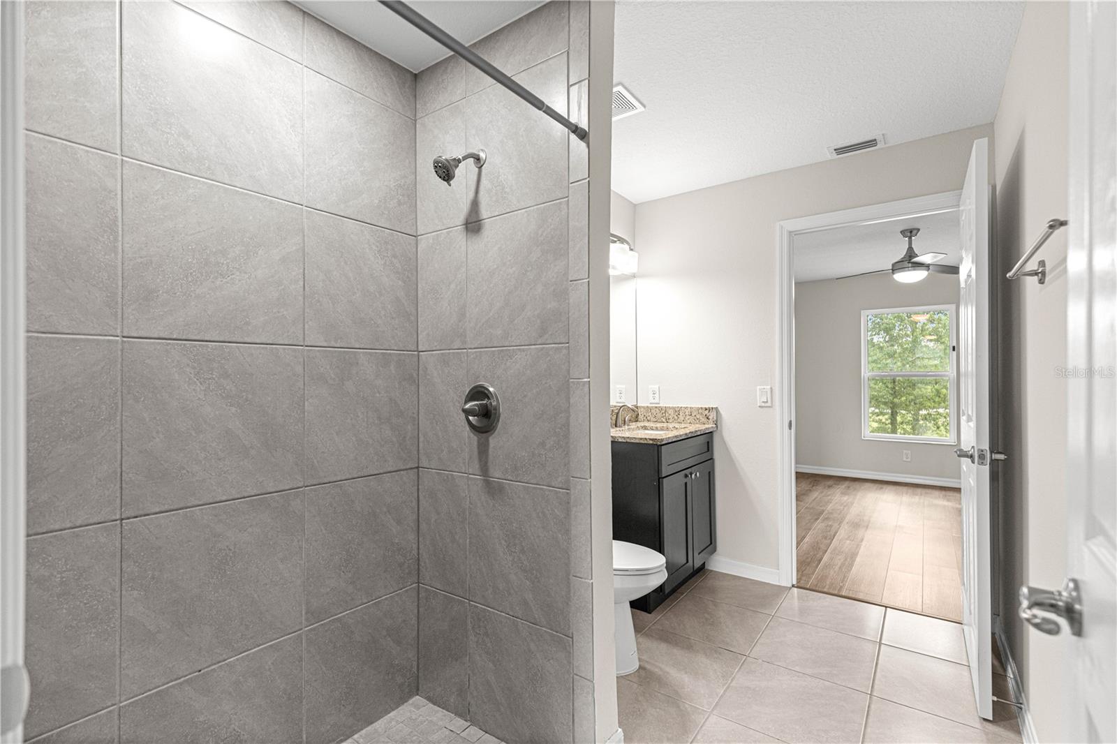 MARIONS OAKS UN 05 - Residential