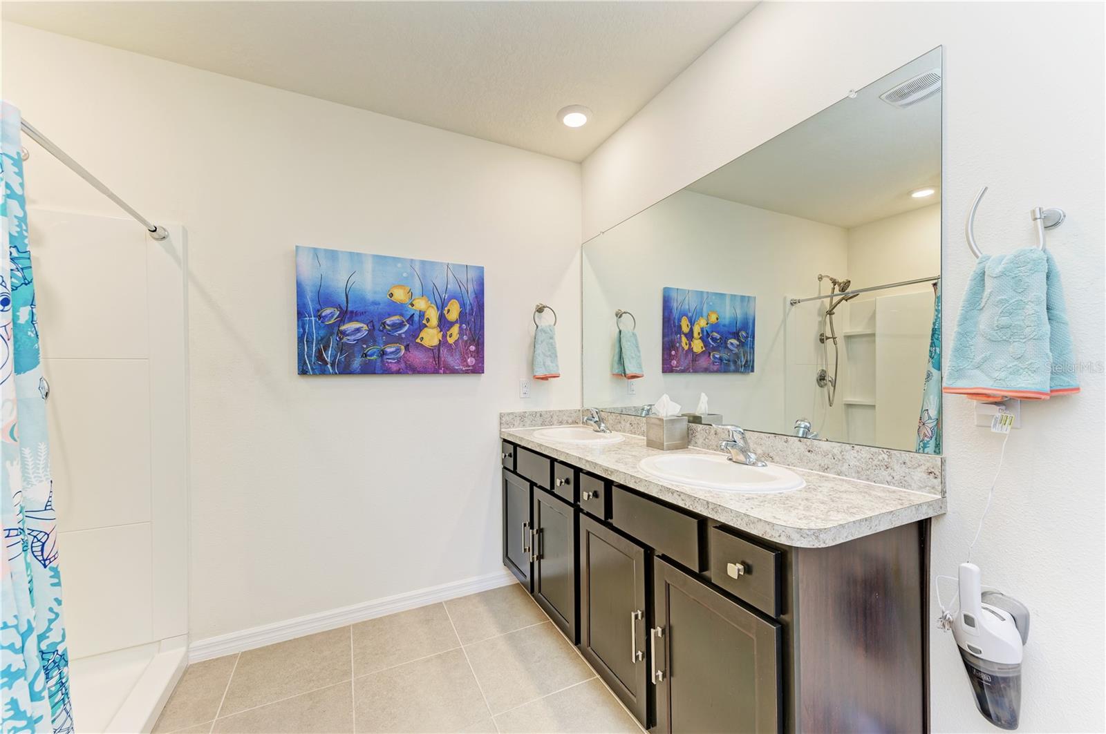 PROMENADE ESTATES - Residential