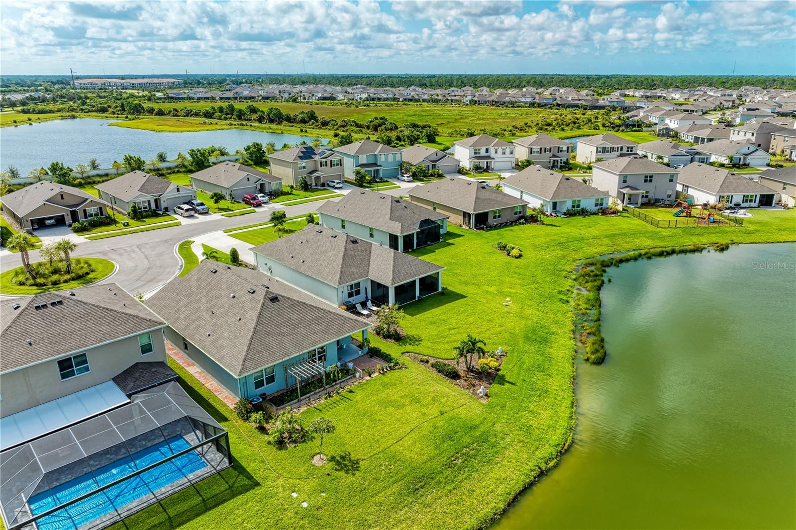 PROMENADE ESTATES - Residential
