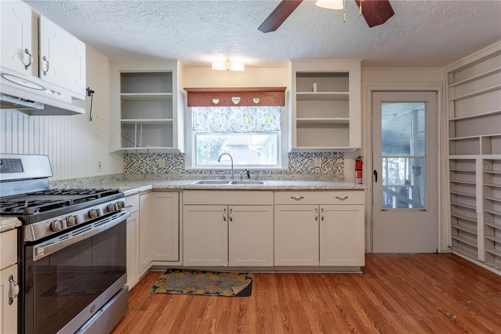 KAROLINA ON KILLARNEY - Residential