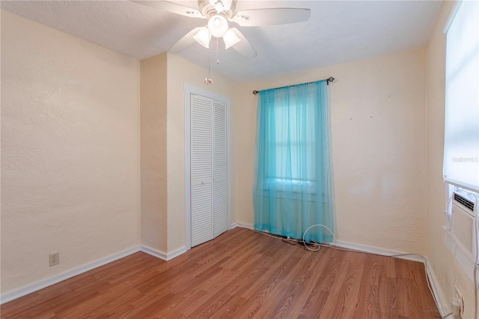 KAROLINA ON KILLARNEY - Residential