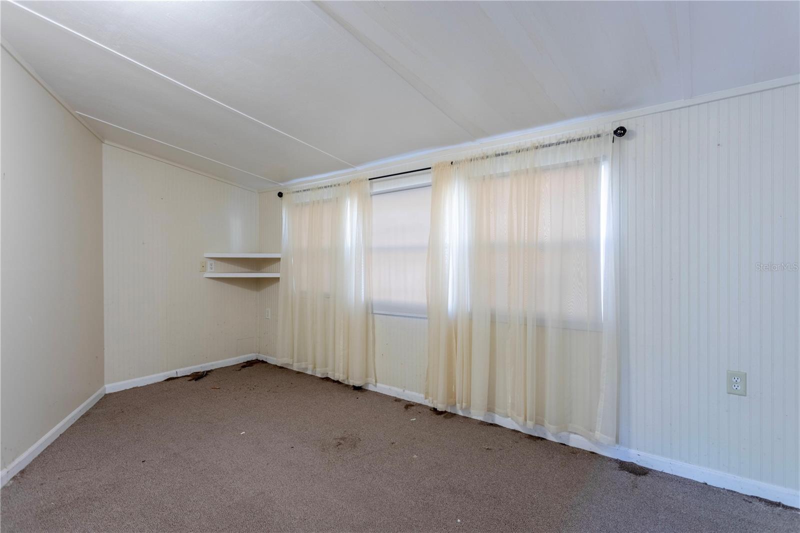 KAROLINA ON KILLARNEY - Residential