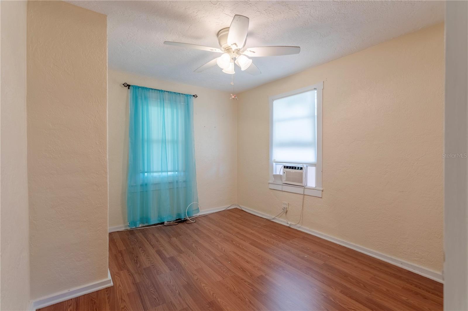 KAROLINA ON KILLARNEY - Residential