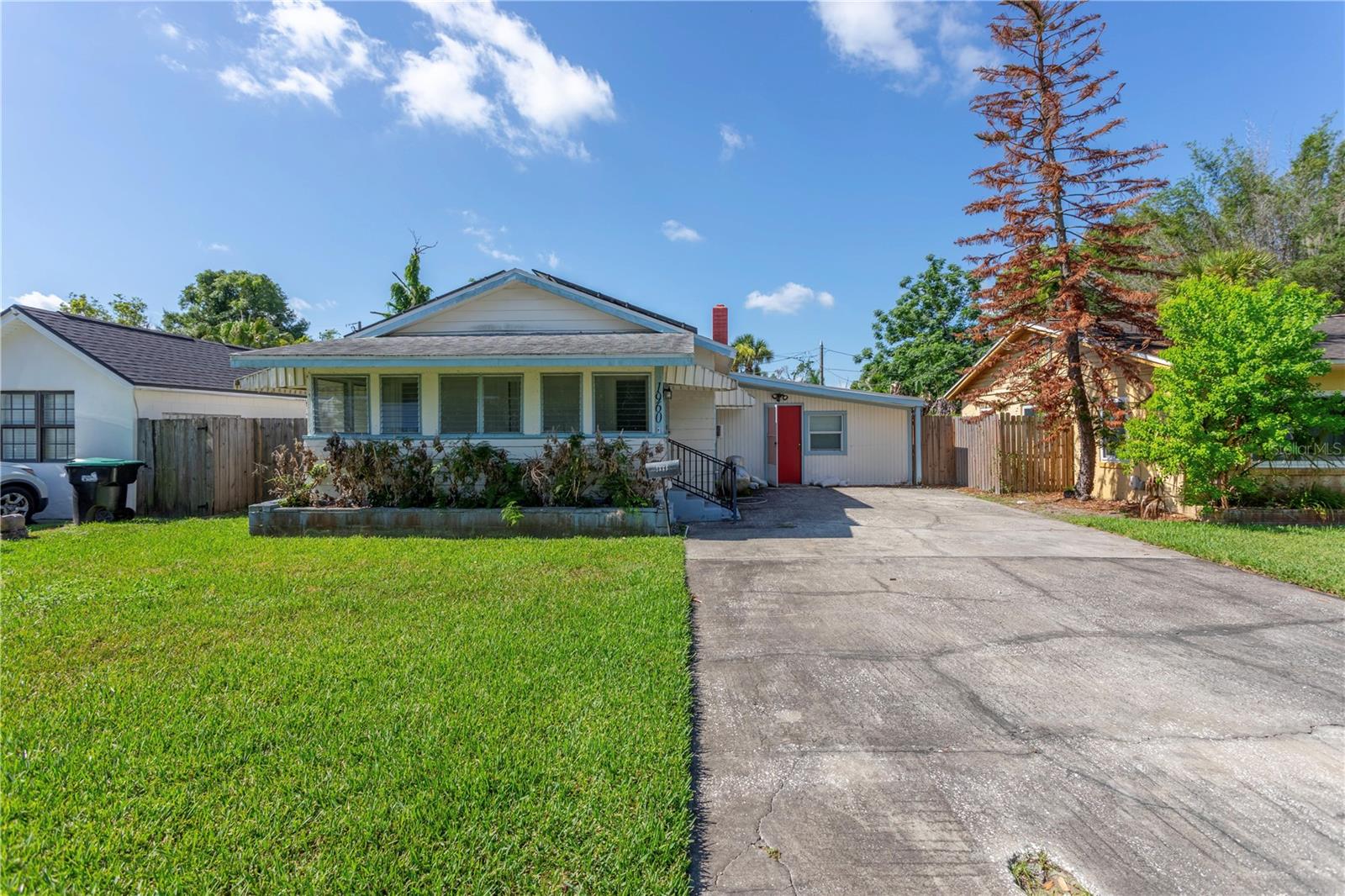 KAROLINA ON KILLARNEY - Residential