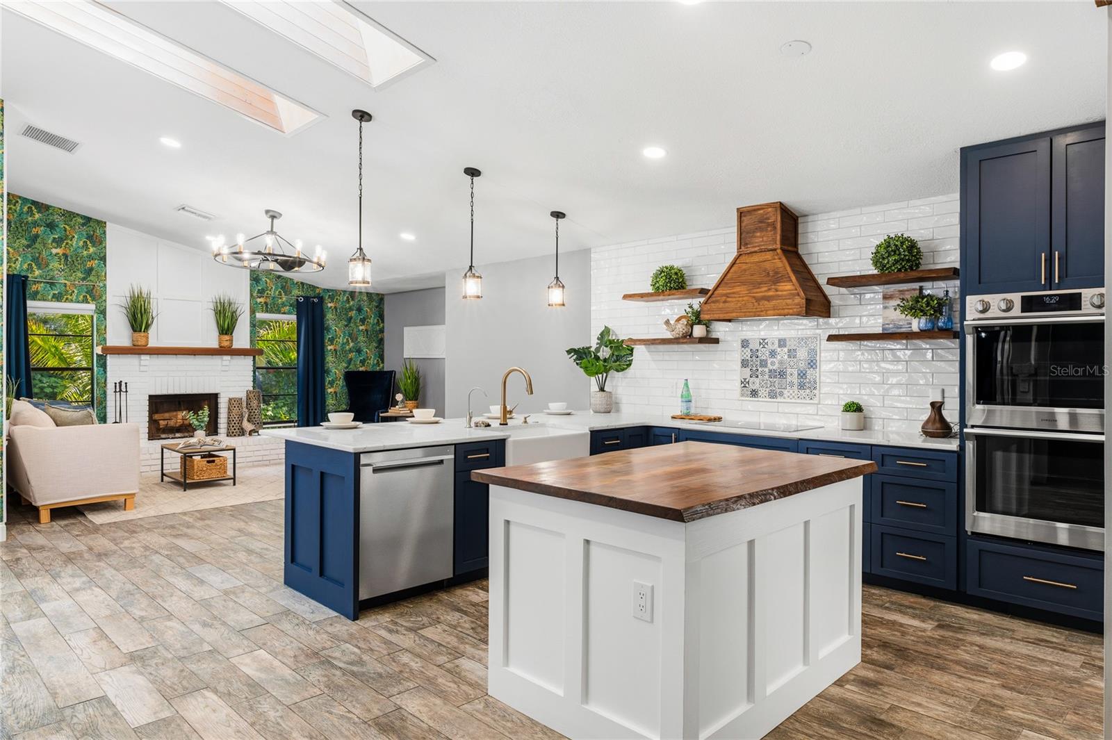 WEKIWA GLEN REP - Residential