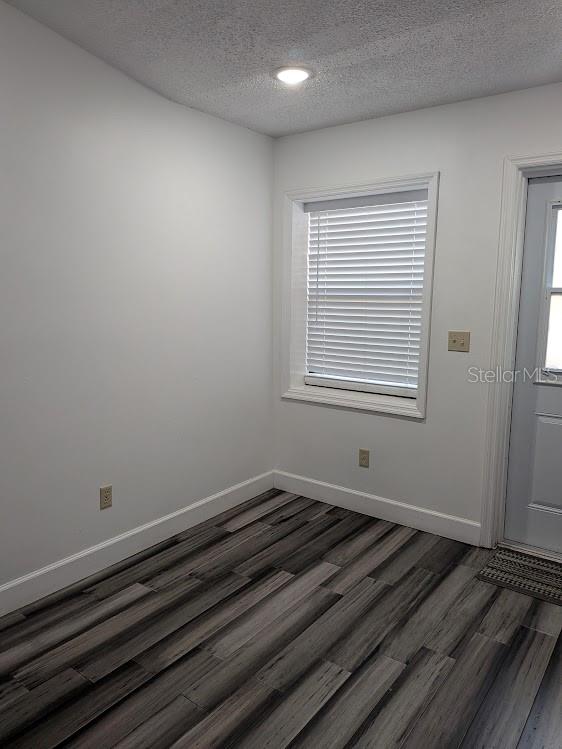 VINEYARD CONDO PH 05 - Residential