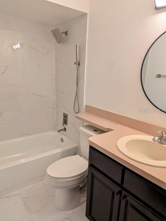 VINEYARD CONDO PH 05 - Residential