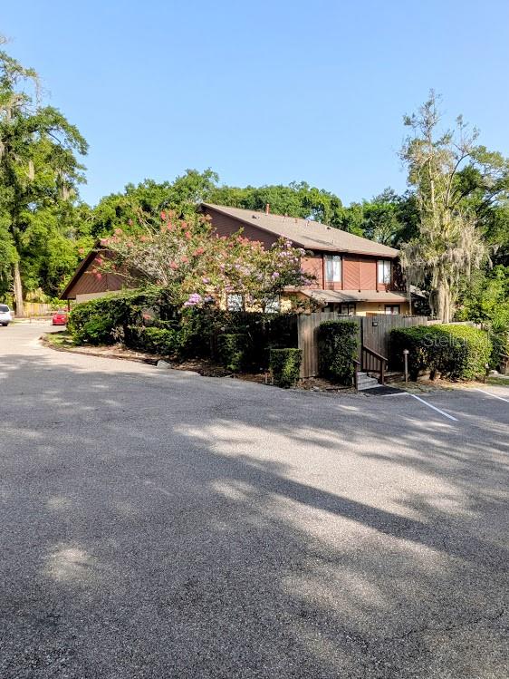 VINEYARD CONDO PH 05 - Residential