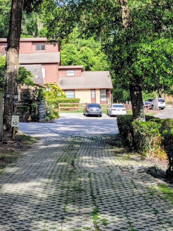 VINEYARD CONDO PH 05 - Residential