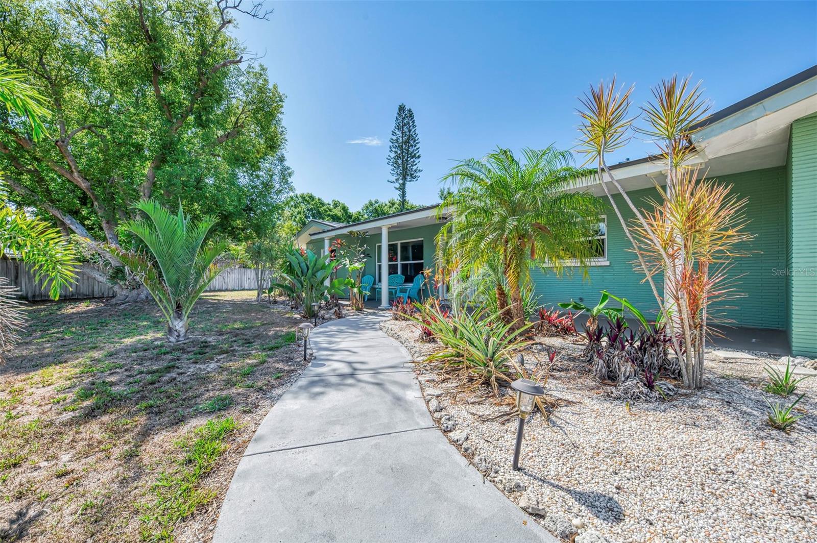 SOUTH GATE - Residential