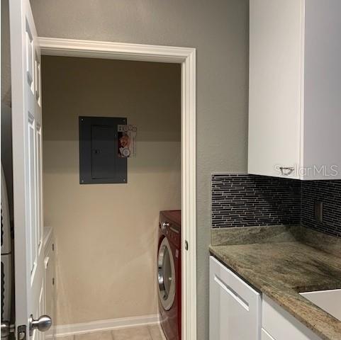 RESIDENCE AT RENAISSANCE - Residential Lease