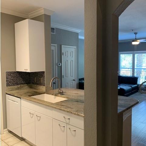 RESIDENCE AT RENAISSANCE - Residential Lease