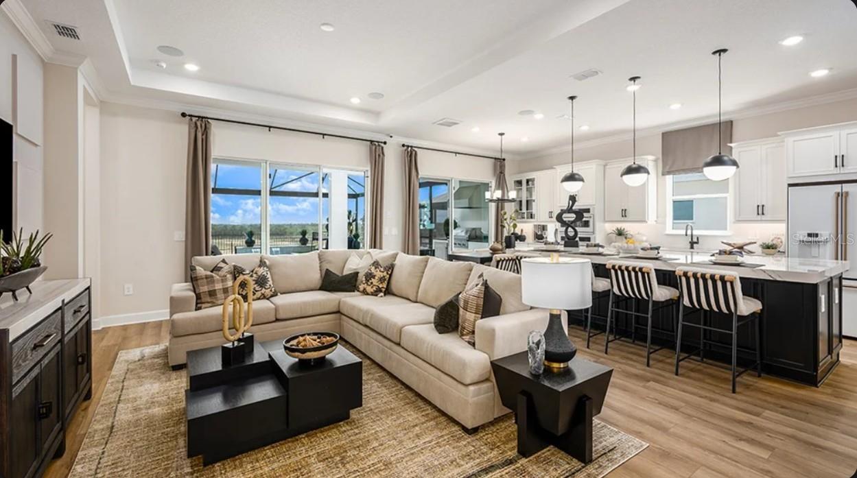 ESPLANADE AT MCKINNON GROVES - Residential