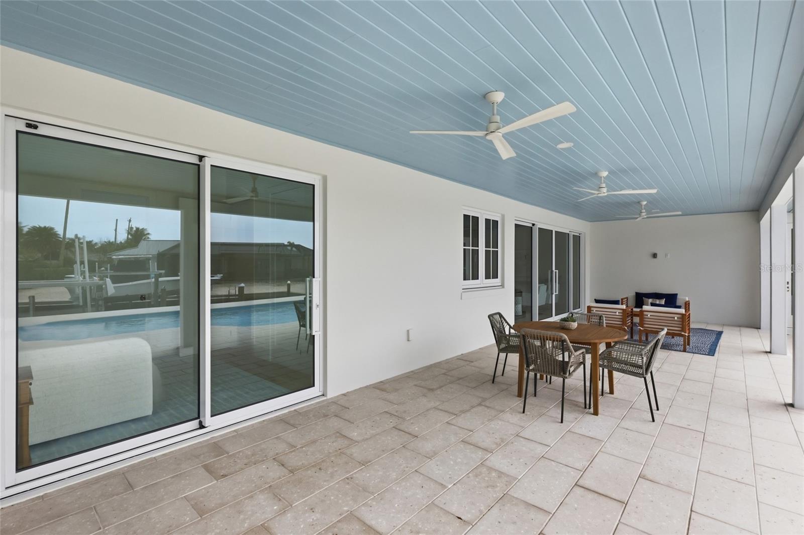 KEY ROYALE 15TH ADD - Residential