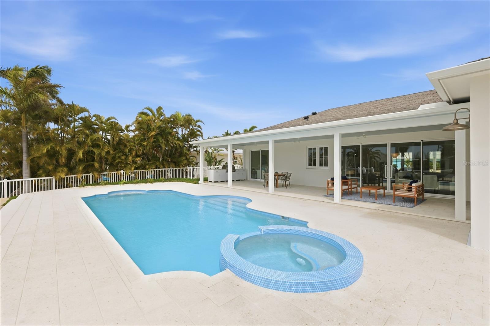 KEY ROYALE 15TH ADD - Residential