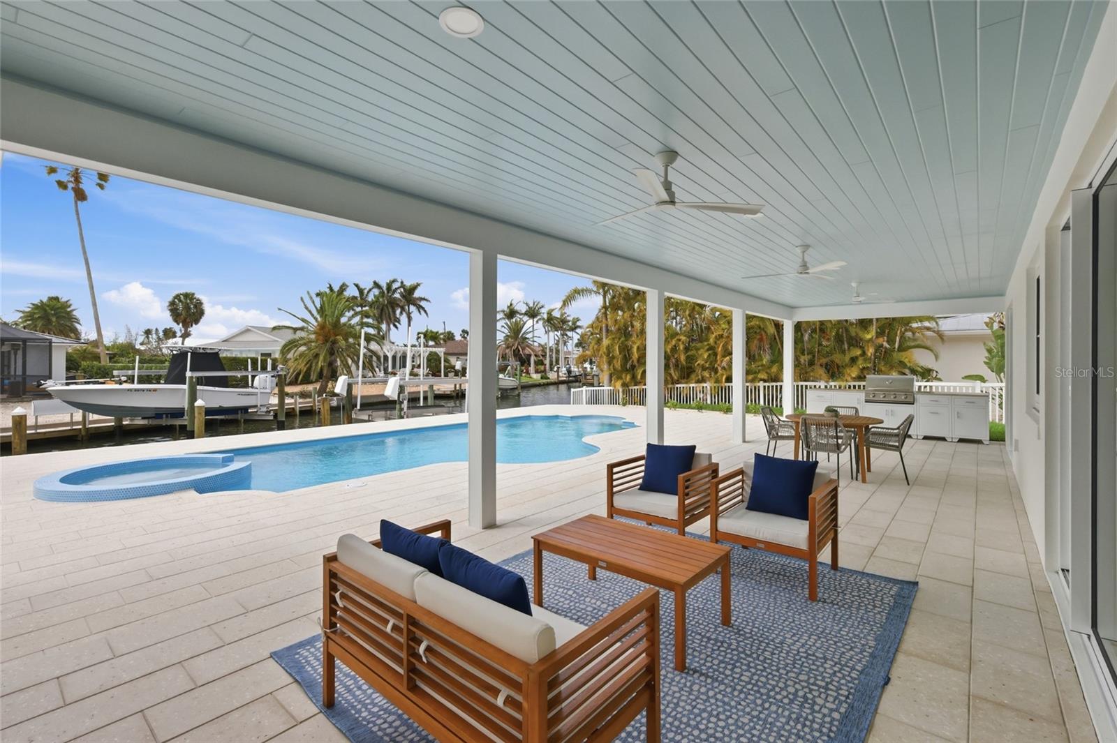 KEY ROYALE 15TH ADD - Residential