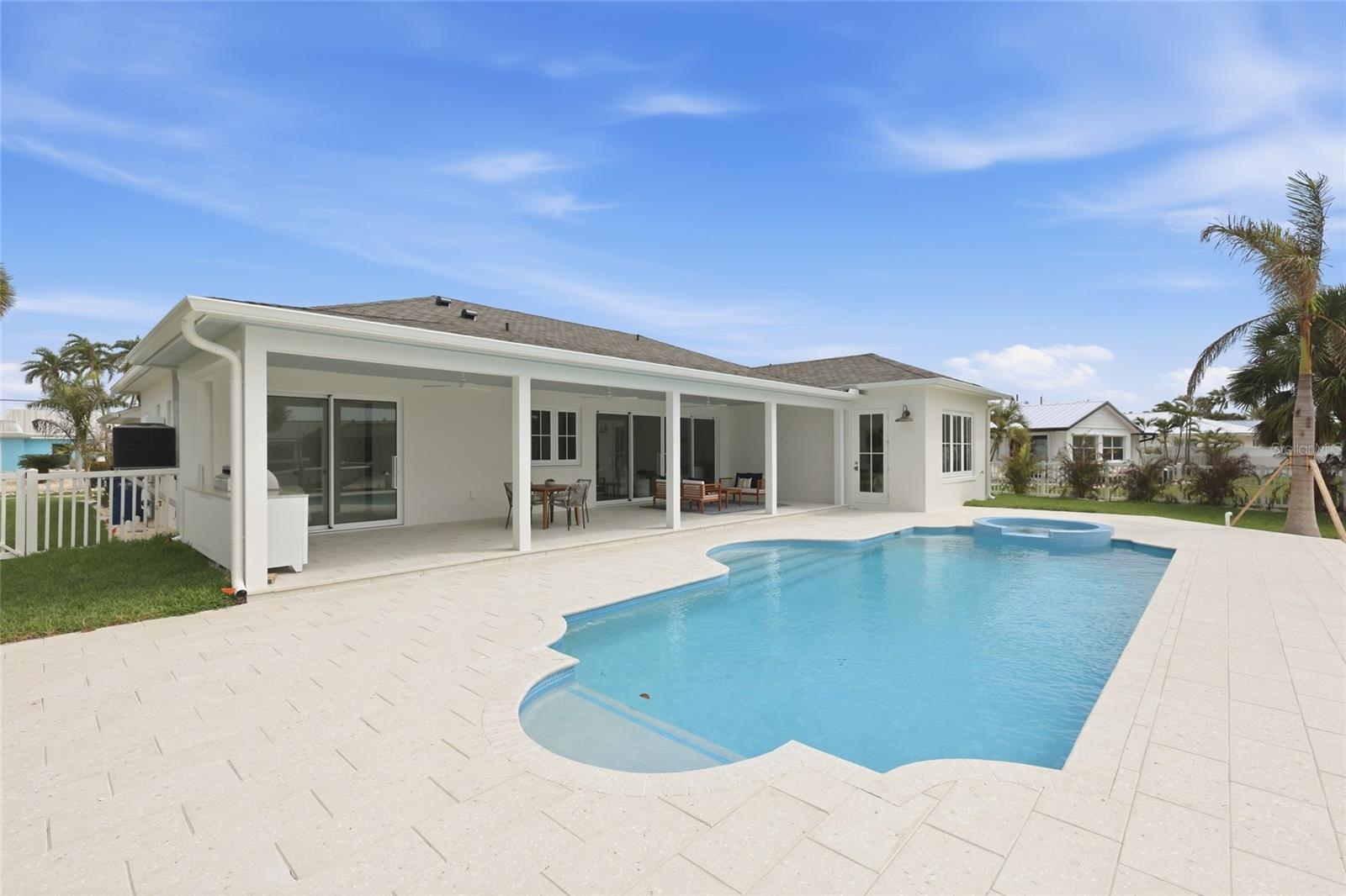 KEY ROYALE 15TH ADD - Residential
