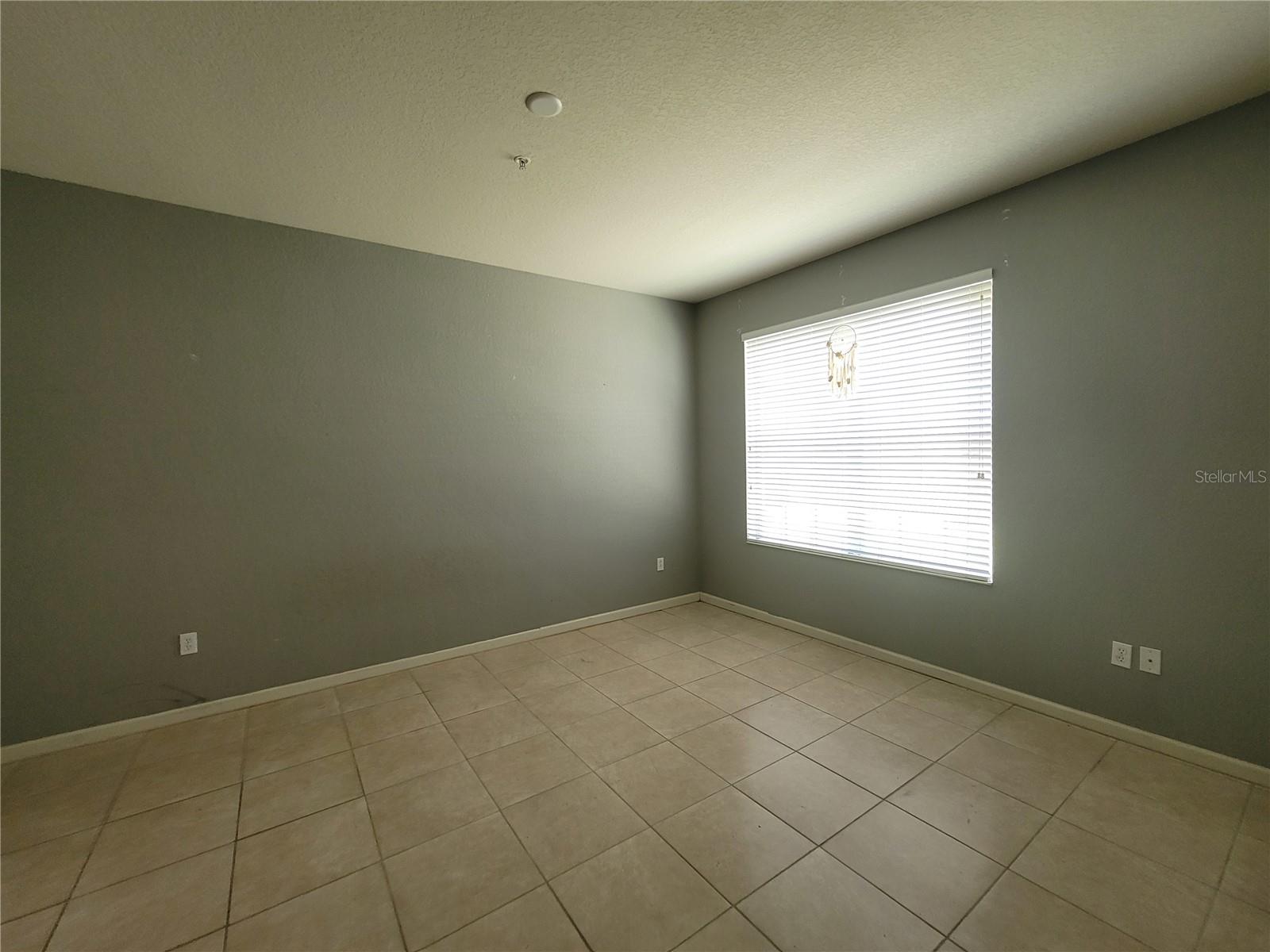 FLORA RIDGE CONDO PH 6 BLDG 13 - Residential