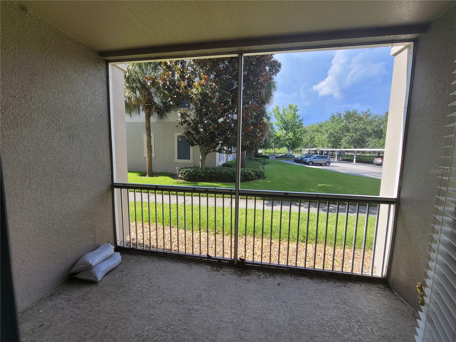 FLORA RIDGE CONDO PH 6 BLDG 13 - Residential