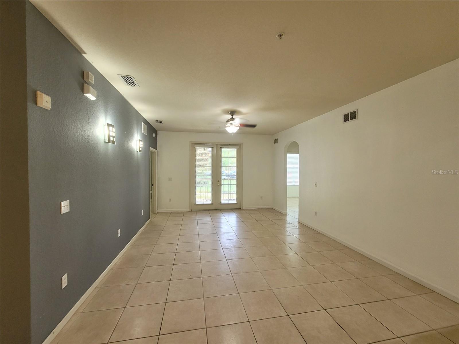 FLORA RIDGE CONDO PH 6 BLDG 13 - Residential