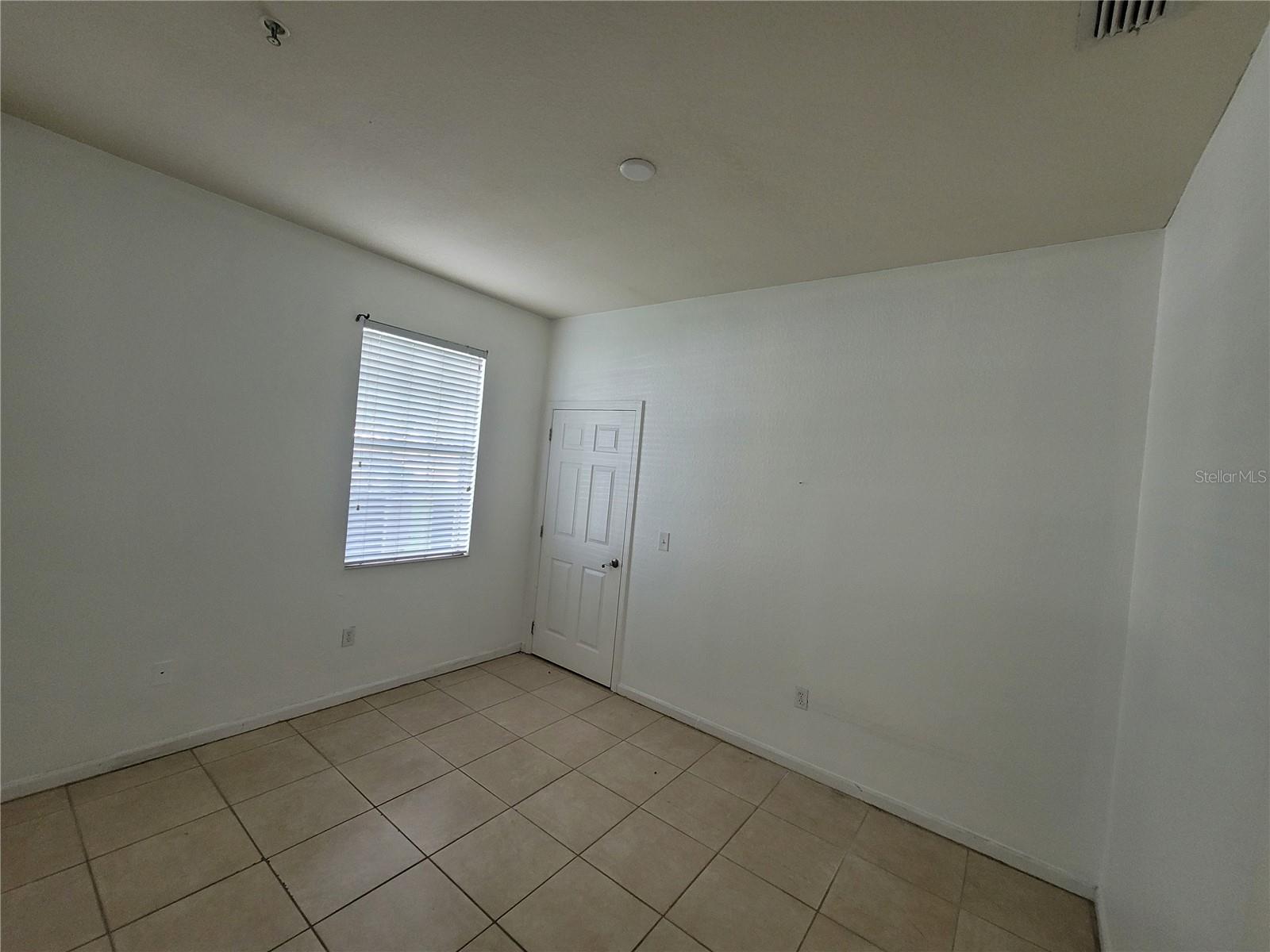 FLORA RIDGE CONDO PH 6 BLDG 13 - Residential