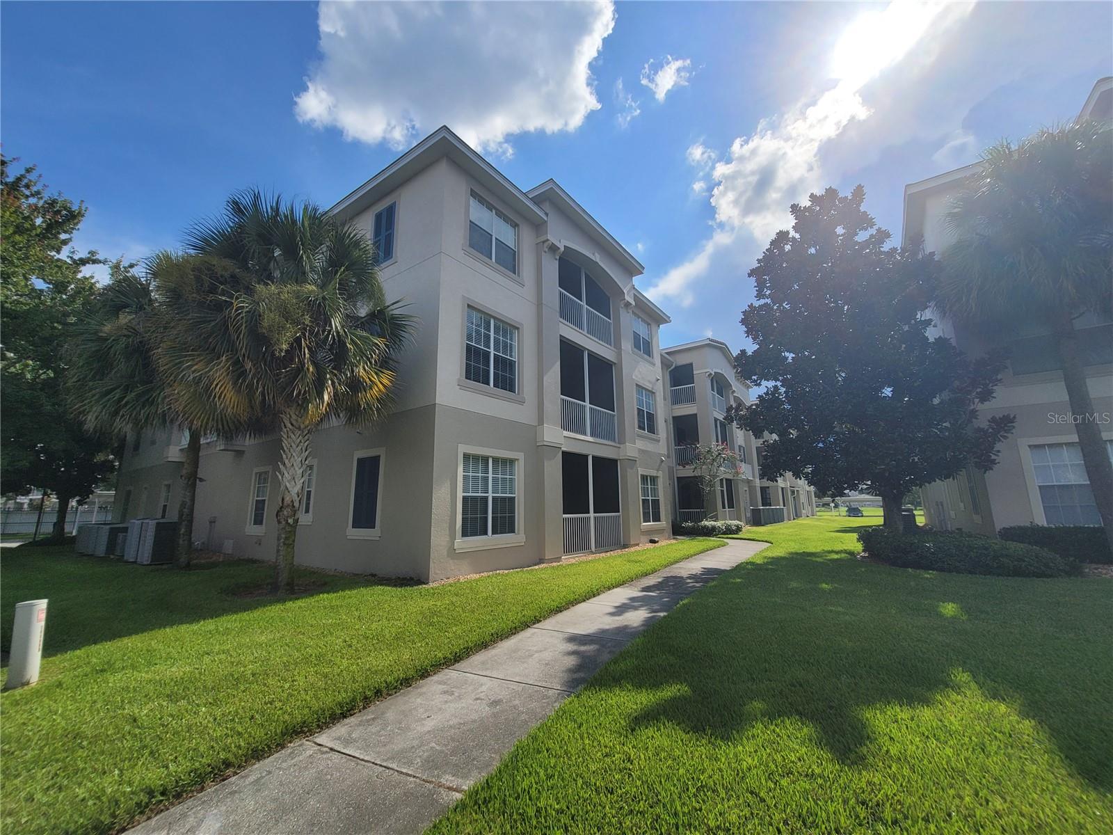 FLORA RIDGE CONDO PH 6 BLDG 13 - Residential