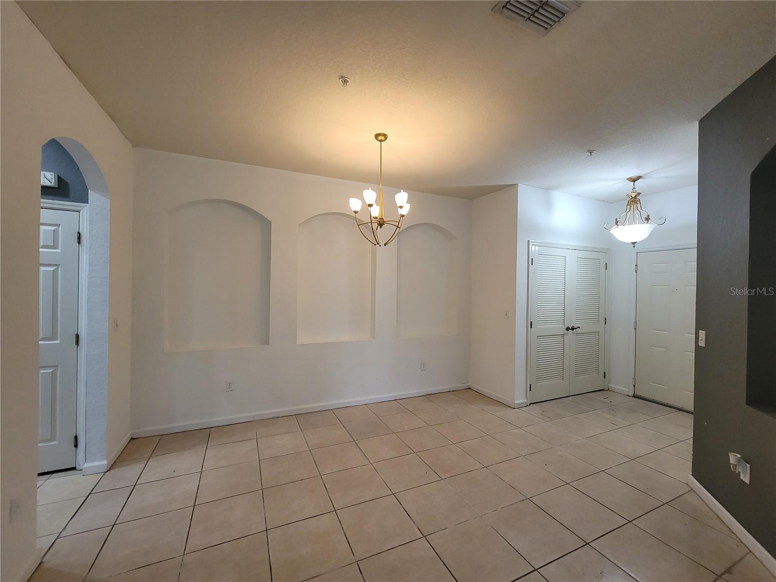 FLORA RIDGE CONDO PH 6 BLDG 13 - Residential