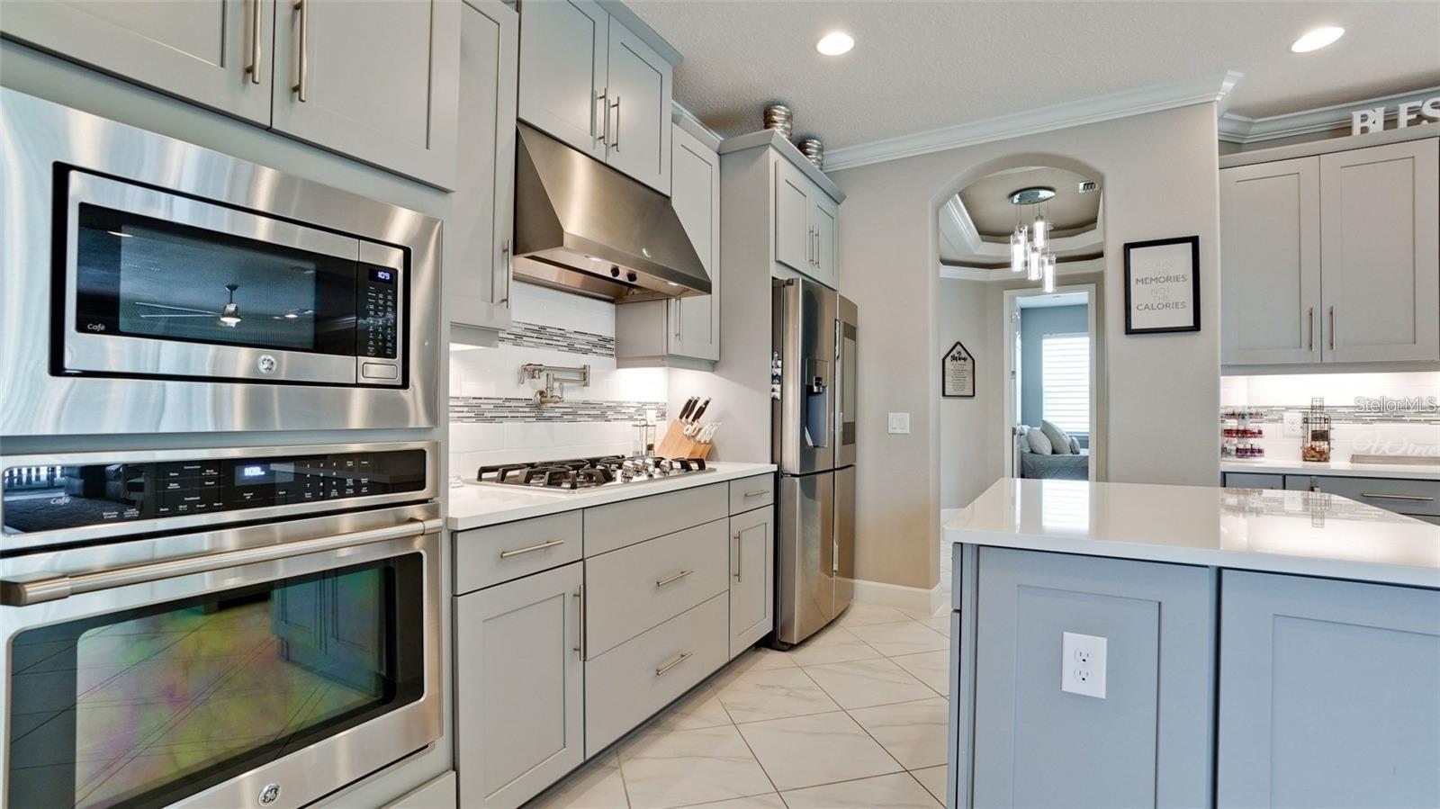 ARBOR LAKES ON PALMER RANCH - Residential Lease