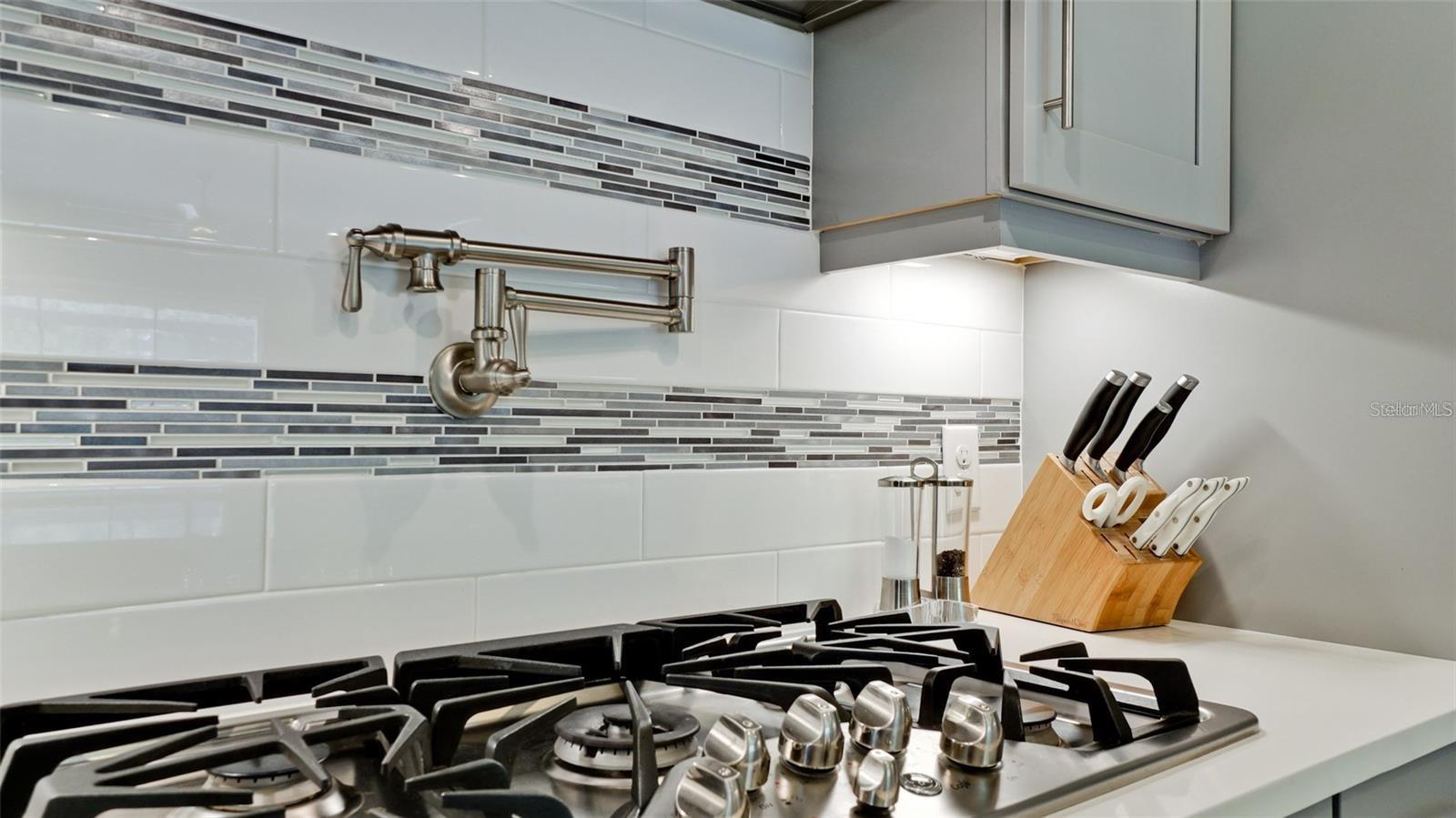 ARBOR LAKES ON PALMER RANCH - Residential Lease