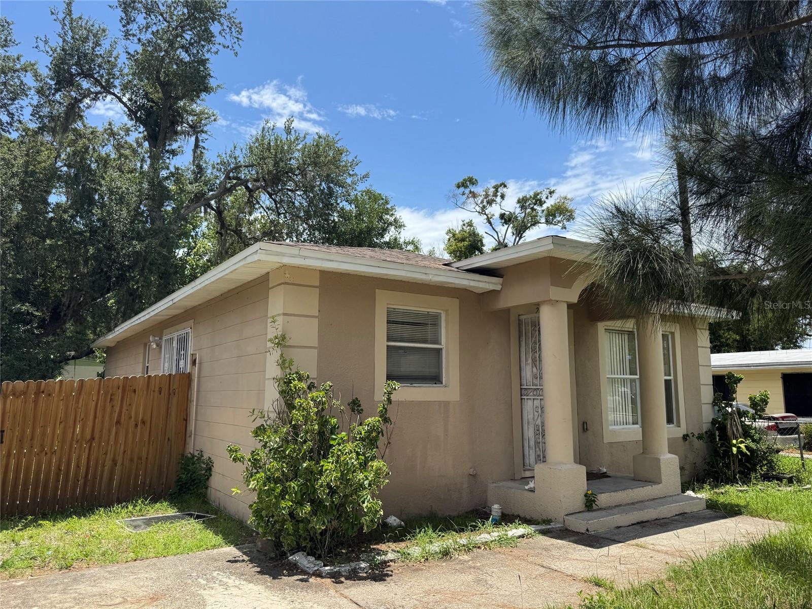 ENGLEWOOD - Residential