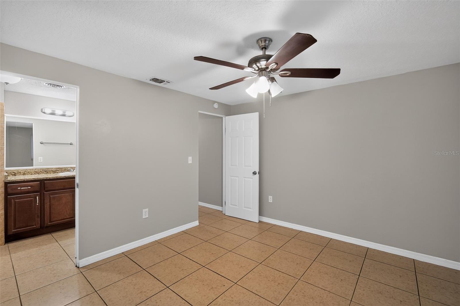 SOUTH GATE RIDGE 3 - Residential