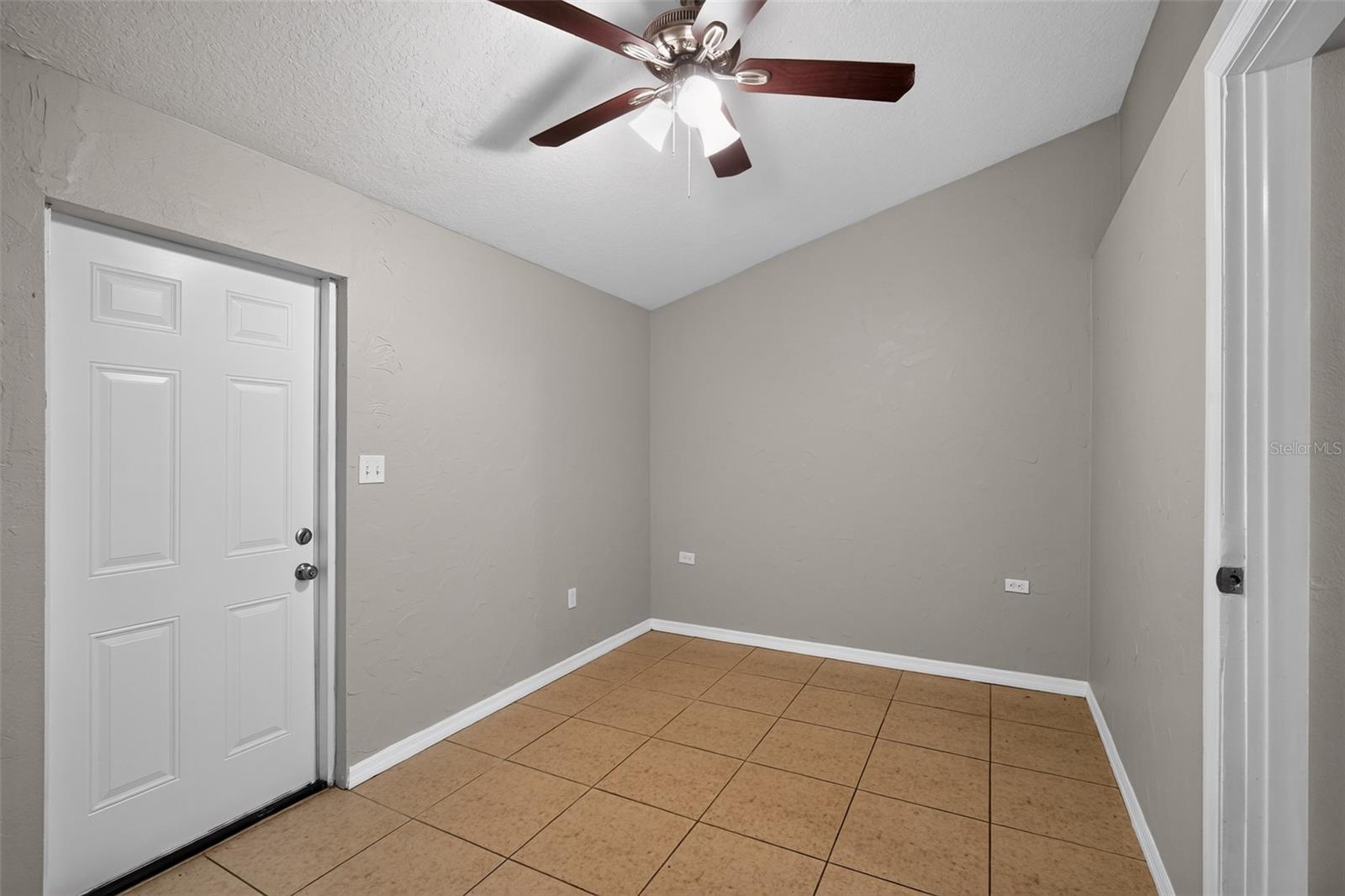 SOUTH GATE RIDGE 3 - Residential
