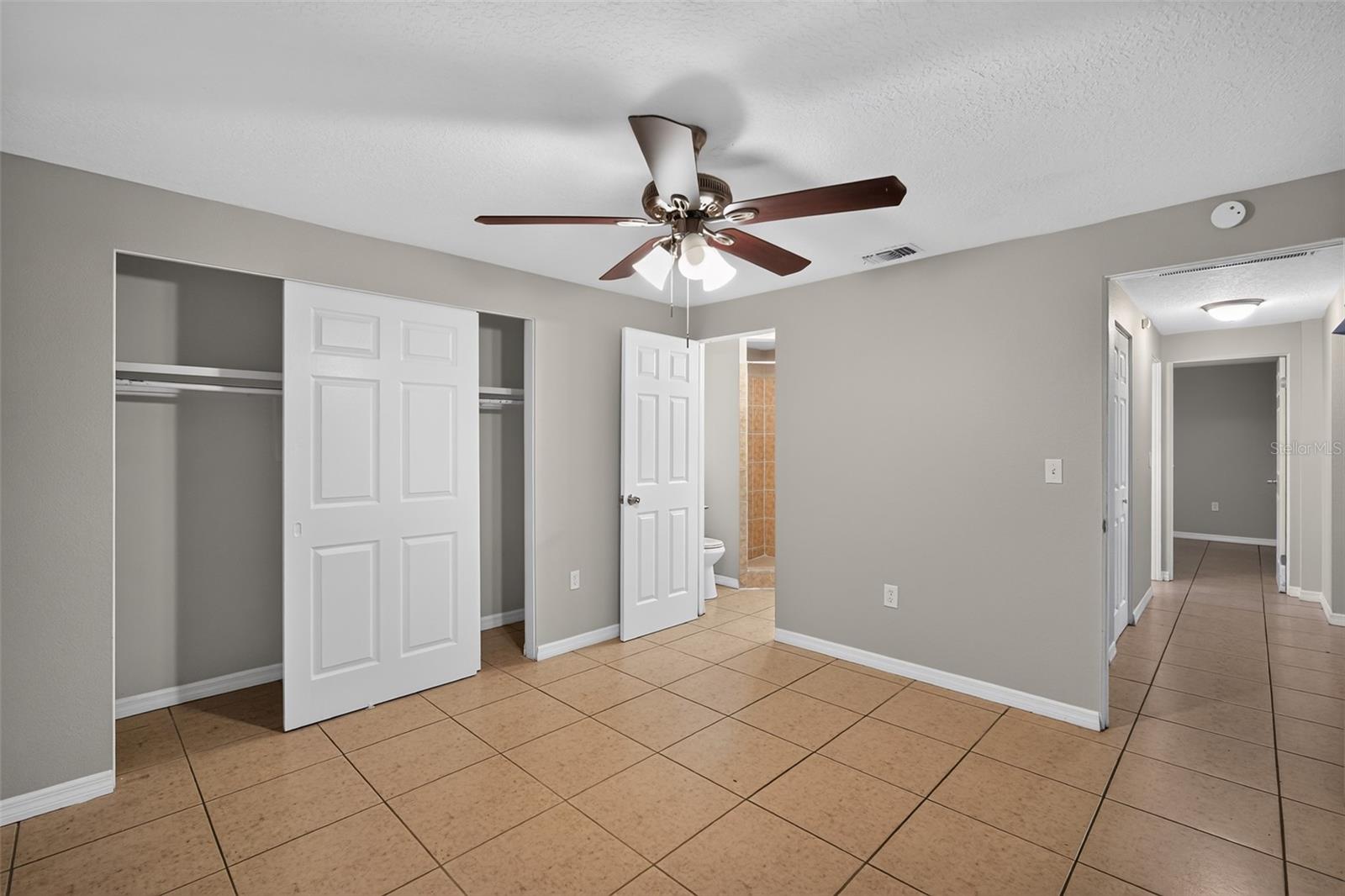 SOUTH GATE RIDGE 3 - Residential