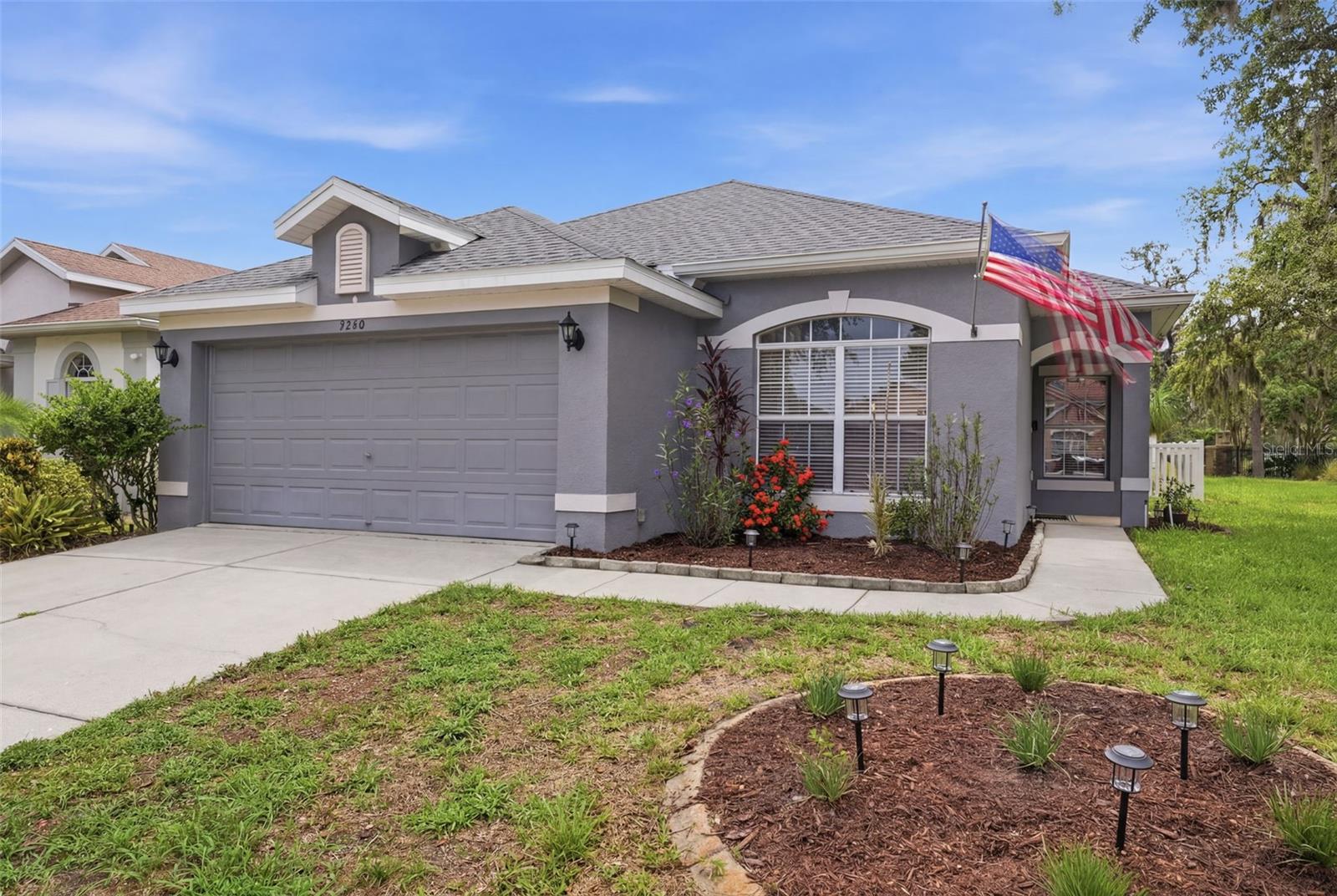 WATERS EDGE 1 - Residential