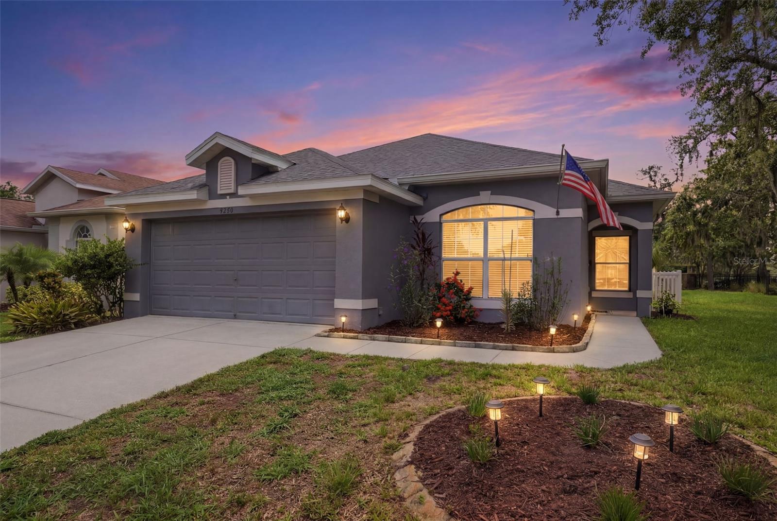 WATERS EDGE 1 - Residential