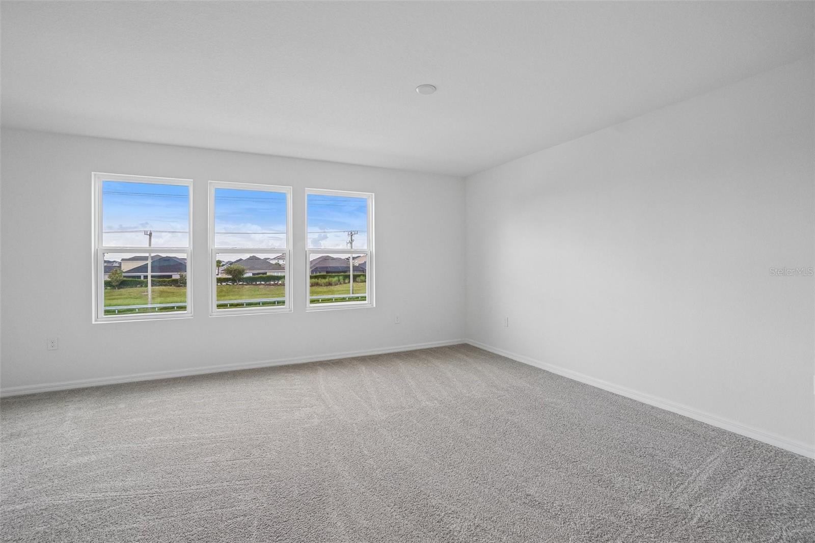 TWIN OAKS - Residential