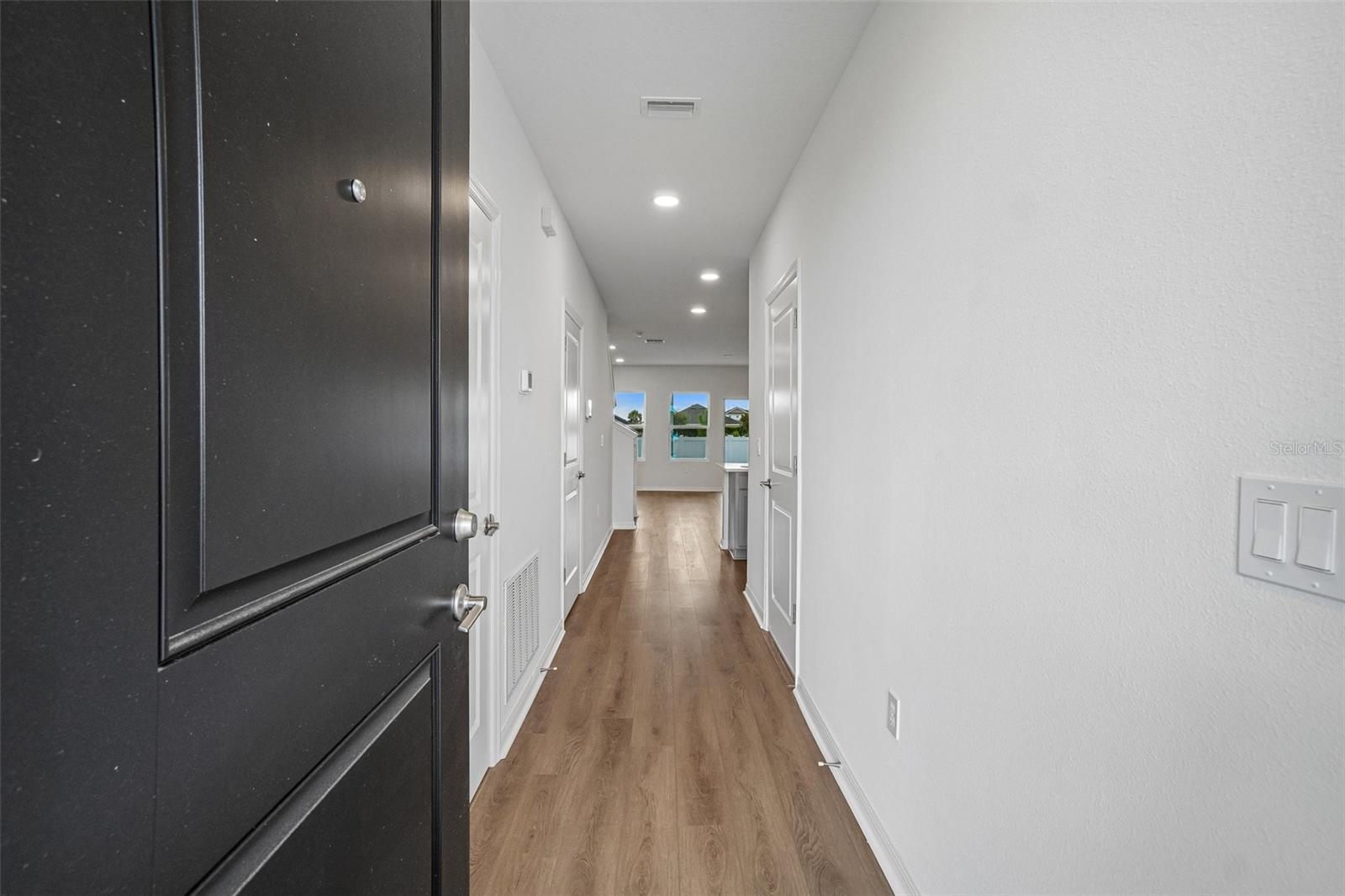 TWIN OAKS - Residential