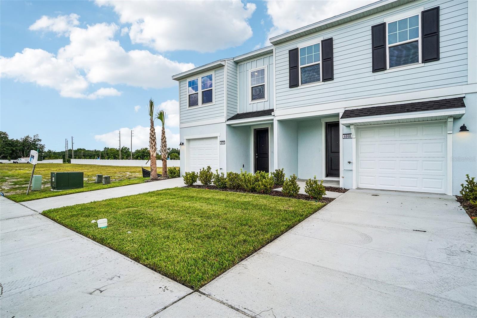 TWIN OAKS - Residential
