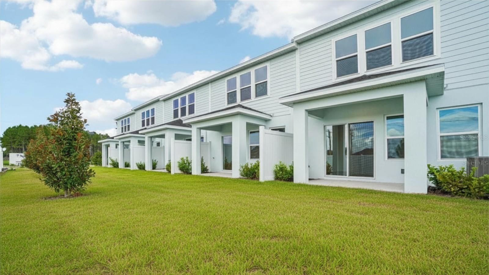 TWIN OAKS - Residential