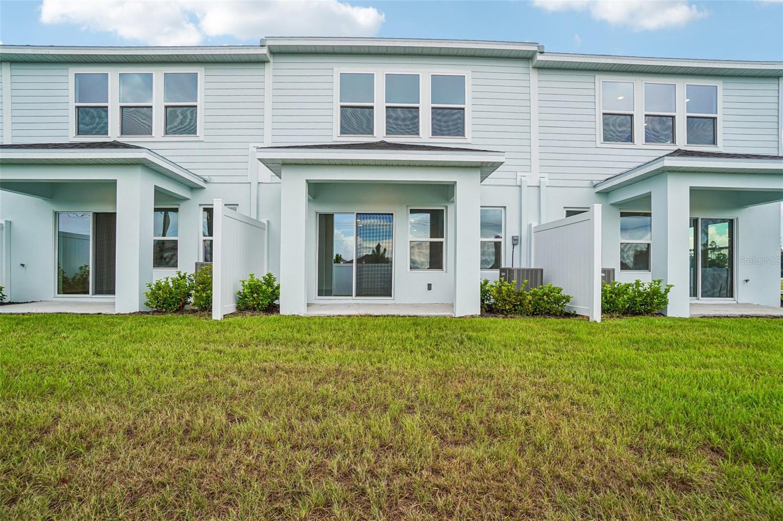 TWIN OAKS - Residential