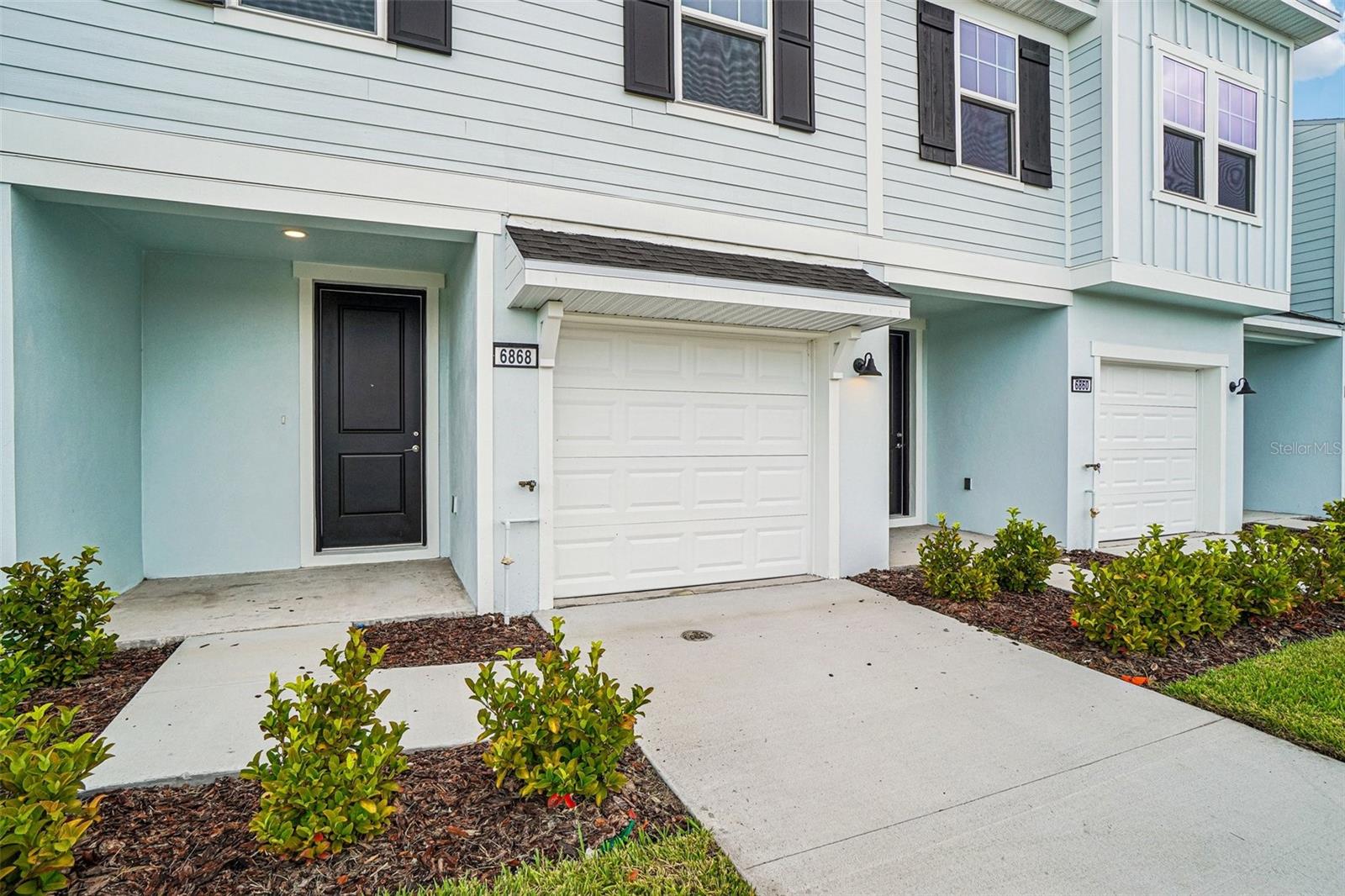 TWIN OAKS - Residential