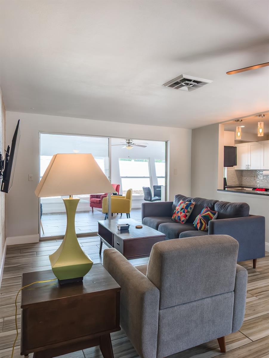 BEACON SQUARE - Residential
