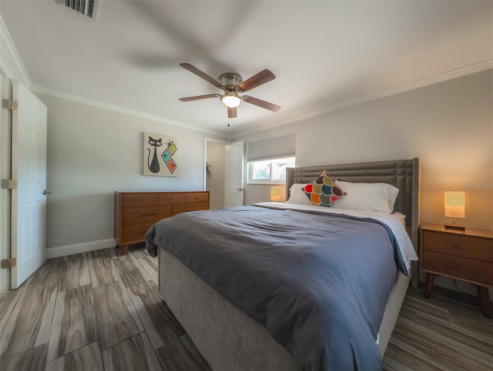 BEACON SQUARE - Residential