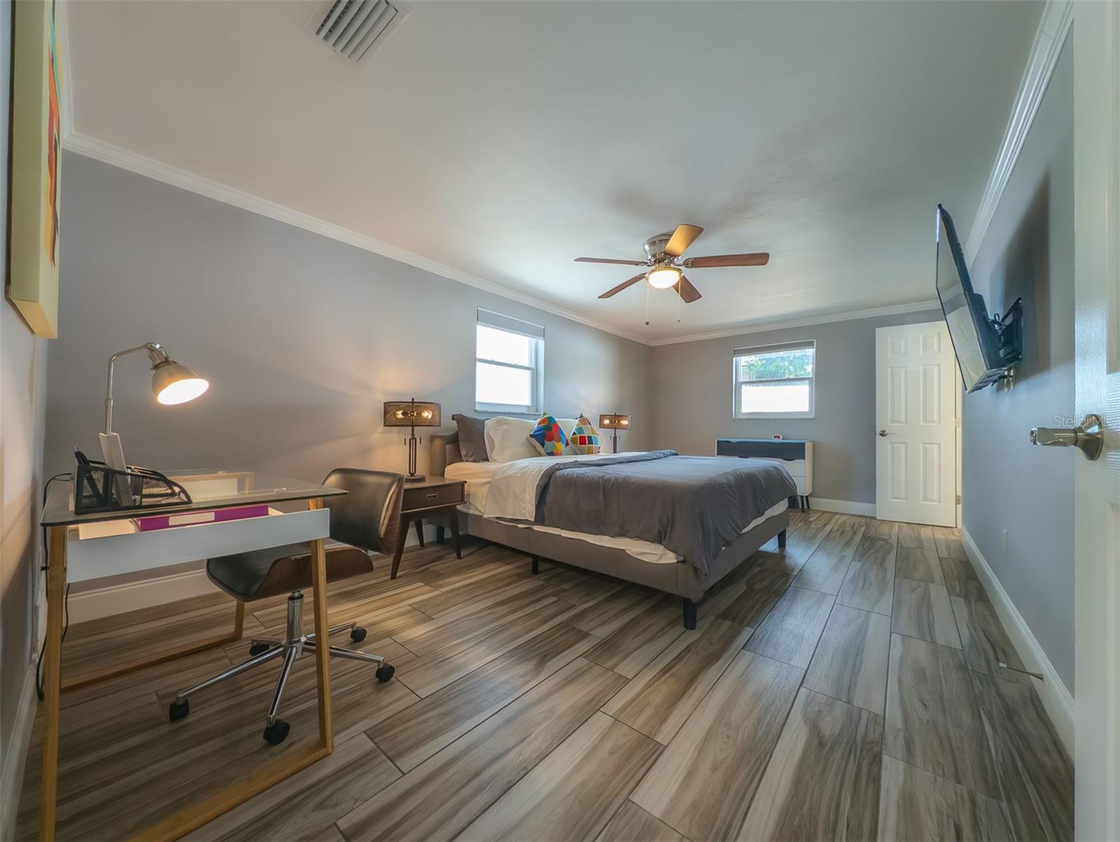 BEACON SQUARE - Residential