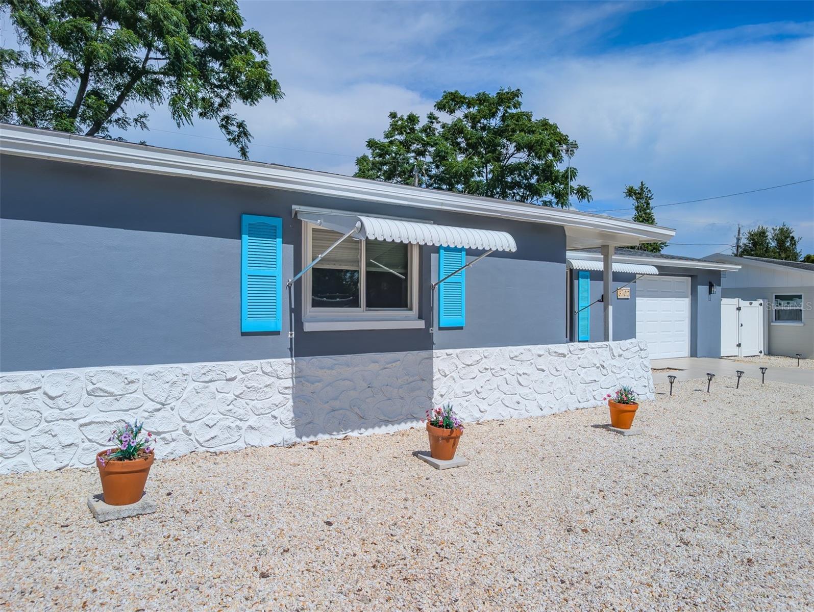 BEACON SQUARE - Residential
